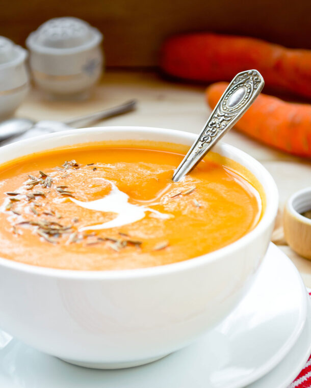 Σούπα με καρότο και κύμινο