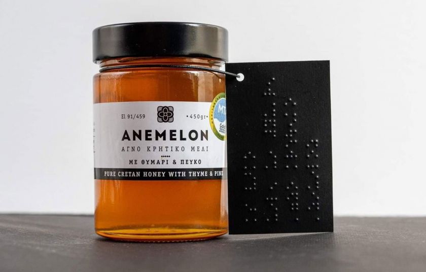 Από σήμερα το μέλι ANEMELON φορά καρτελάκι τυπωμένο σε σύστημα Braille