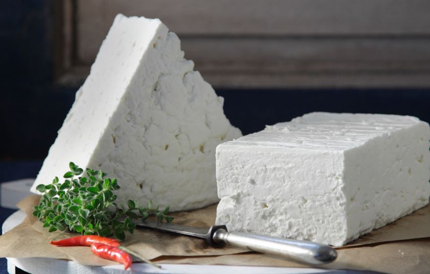 7 λευκά τυριά που αξίζει να δοκιμάσετε