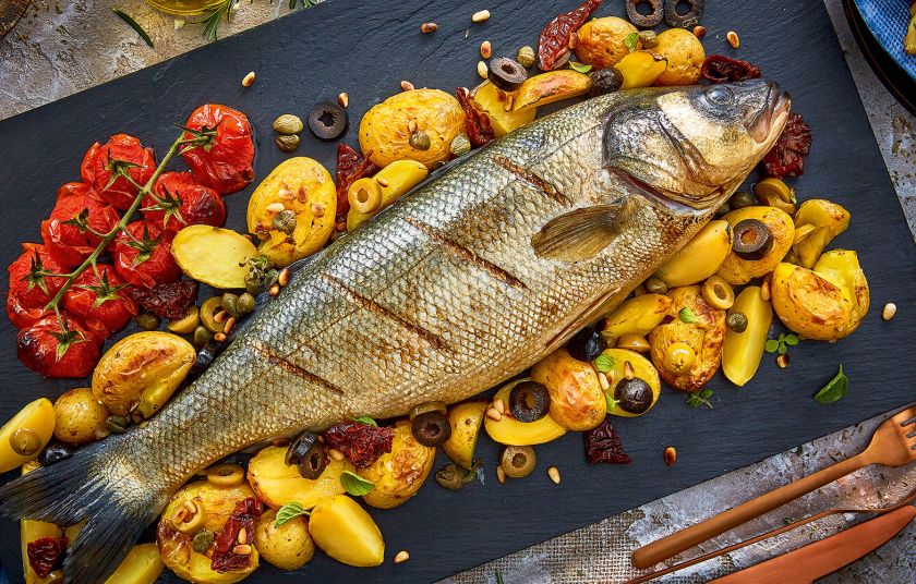 Το φρέσκο ελληνικό ψάρι ιχθυοκαλλιέργειας στην καλύτερη θέση στο τραπέζι μας!