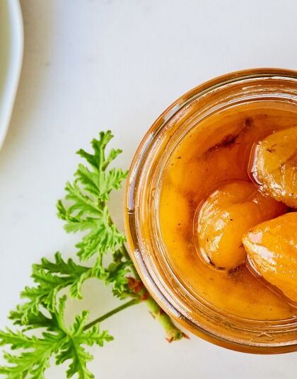 Εξαίσιο κάστανο γλυκό με μέλι θυμαρίσιο και γαρίφαλο
