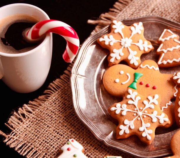 Χριστουγεννιάτικα μπισκότα με μπαχαρικά και καστανή ζάχαρη