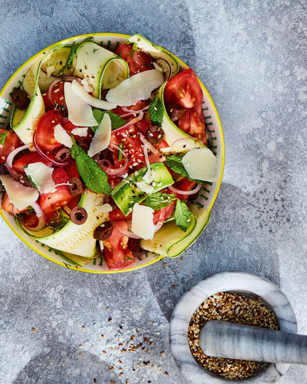 Καλοκαιρινές σαλάτες: 37 συνταγές που θα θέλετε να φτιάχνετε όλο τον Ιούλιο