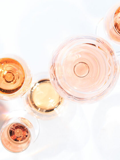 10 ελληνικά ροζέ κρασιά στιλ Προβηγκίας για τις μέρες του καλοκαιριού