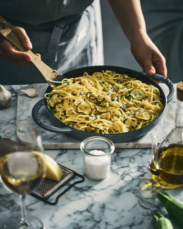 Σπαγγέτι με κολοκυθάκια και προβολόνε: Spaghetti alla Nerano