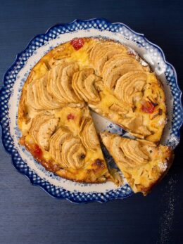 Κέικ από παλιό ψωμί και μήλα: Torta di pane