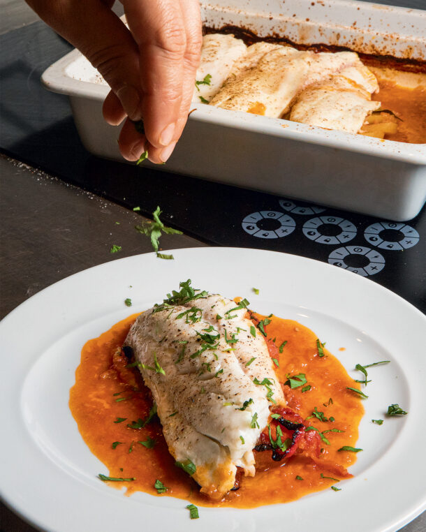 Σπετσιώτα, κακαβιά, πλακί: Οι 12 πιο κλασικές ελληνικές συνταγές με ψάρι