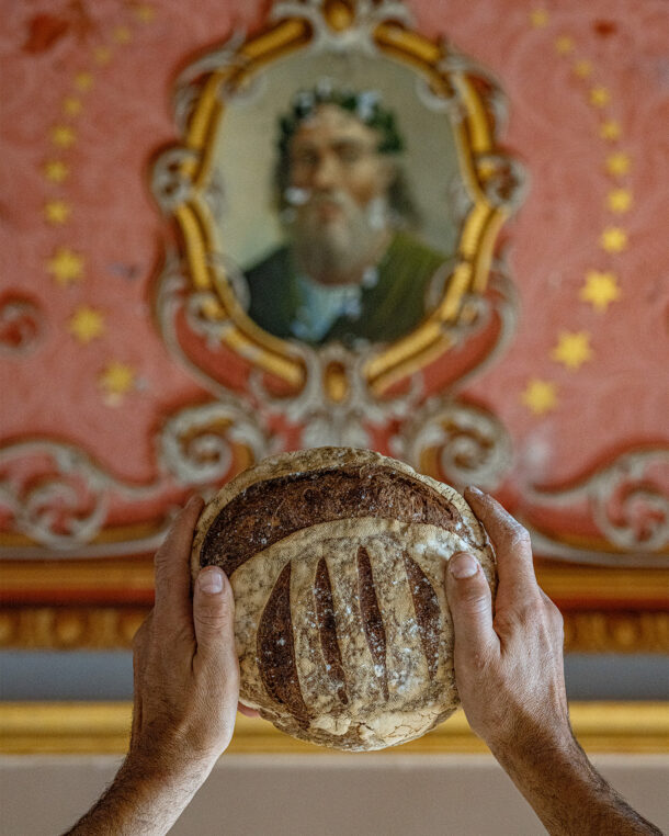 Προζυμένιο ψωμί με ελαφρύ άρωμα μαστίχας