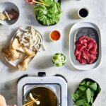 Shabu shabu – Το ιαπωνικό «φοντί» που μαγειρεύεται στο τραπέζι
