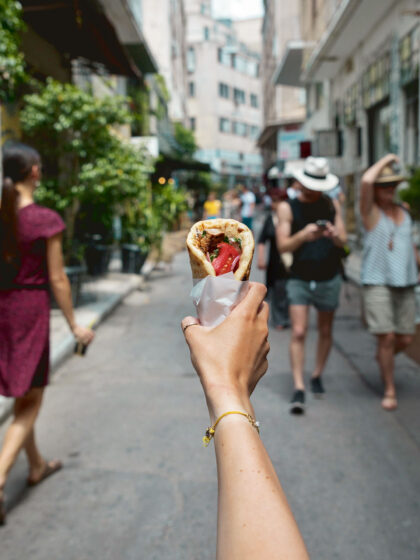H Μεγάλη Λίστα: 100 στάσεις για street food στο κέντρο της Αθήνας