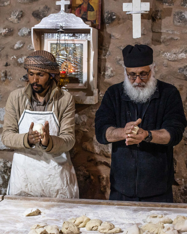 Ιερά Μονή Όρους Σινά: Ψήνοντας ψωμί στον αρχαιότερο φούρνο του κόσμου