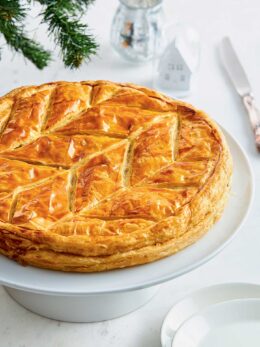 Galette des rois – Η πίτα των βασιλιάδων με πορτοκάλι και καρύδια