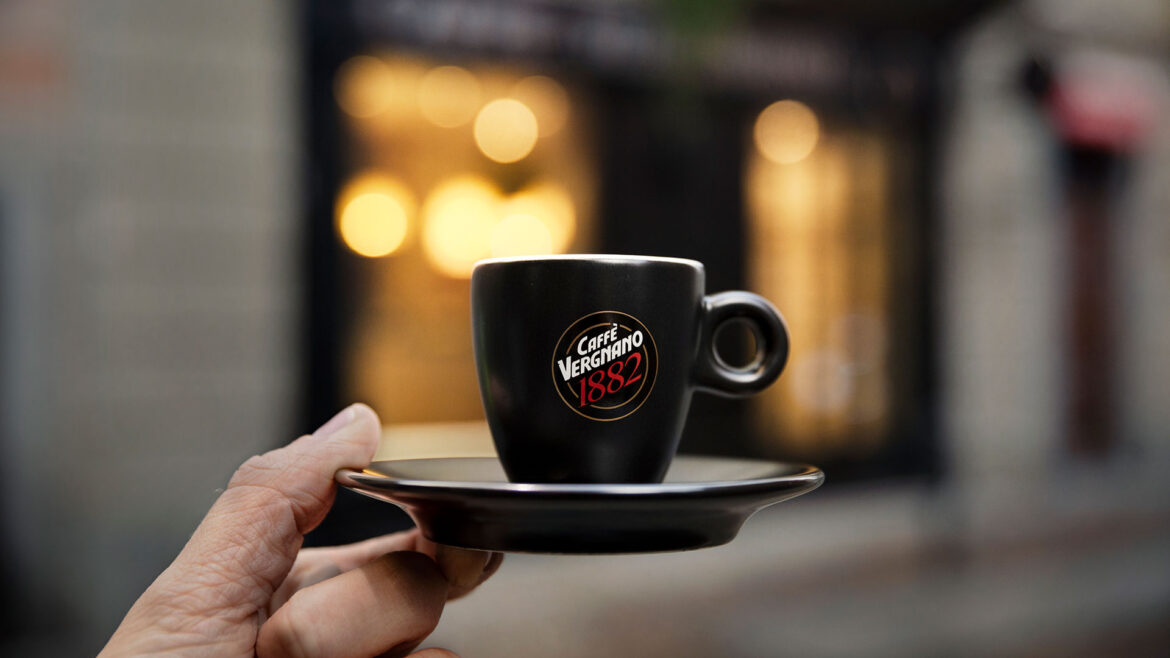 Η Coca-Cola Τρία Έψιλον ενισχύει το χαρτοφυλάκιο καφέ της με την προσθήκη του Caffè Vergnano