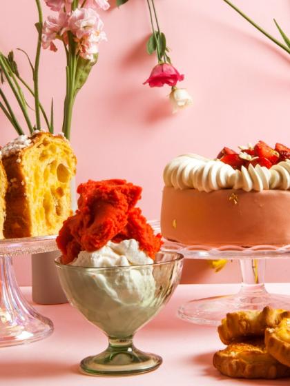 Πέρα απ’ το τσουρέκι: 10 εντυπωσιακά γλυκά για το Πάσχα και πού θα τα βρεις