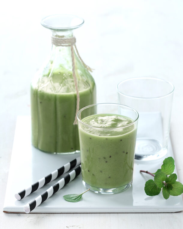 Το πράσινο smoothie: με αγγούρι, αβοκάντο, ακτινίδια και χυμό μήλου
