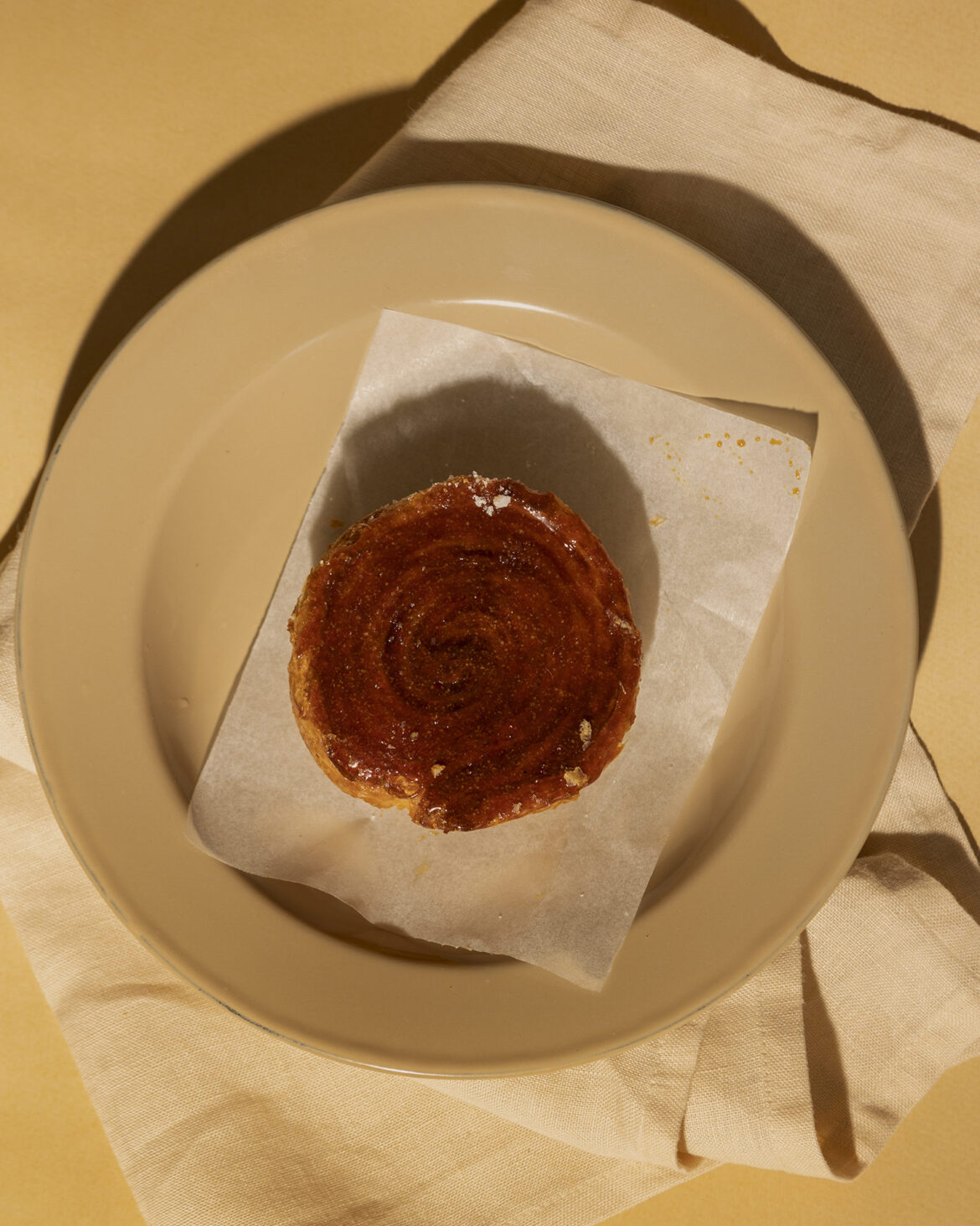 Αρμυρή καραμέλα με τρέλα: καραμελένια γλυκά που πρέπει να δοκιμάσεις τώρα στην Αθήνα