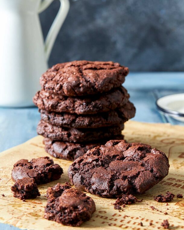 Cookies διπλής μαύρης σοκολάτας