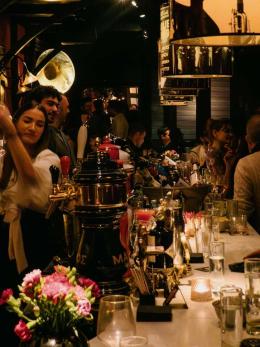 Πού πίνουμε στην Πάτρα: Αυτά είναι τα 6 καλύτερα μπαρ της πόλης